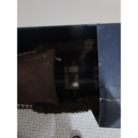 New in Box Docker's Men's Slippers Memory Foam Dark Brown Size M (8-9) - Picture 8 of 10